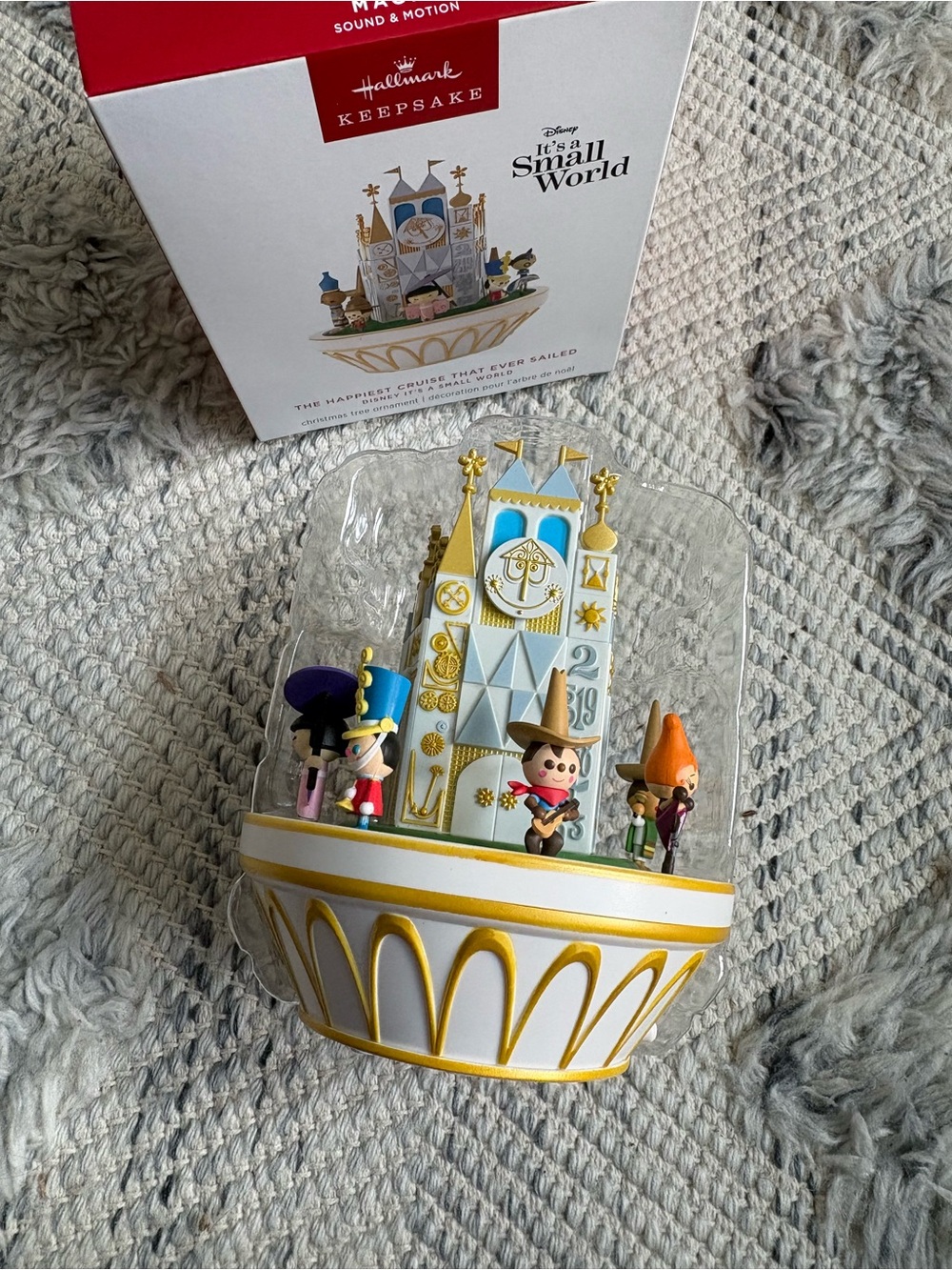 Hallmark Small World - Picture 5 of 6